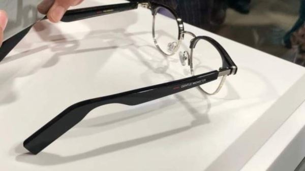 Huawei представила «умные» очки